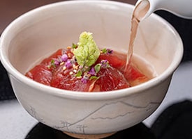 Rice tea porridge with  tuna pickled in soy sauce